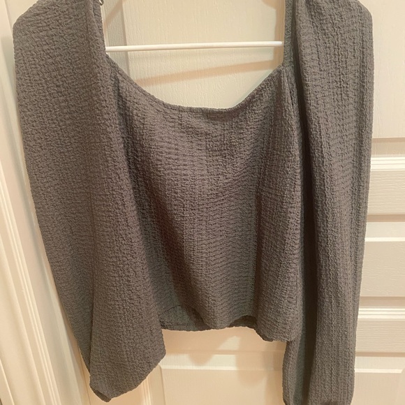 Express square neck top puffed sleeve - Picture 2 of 3